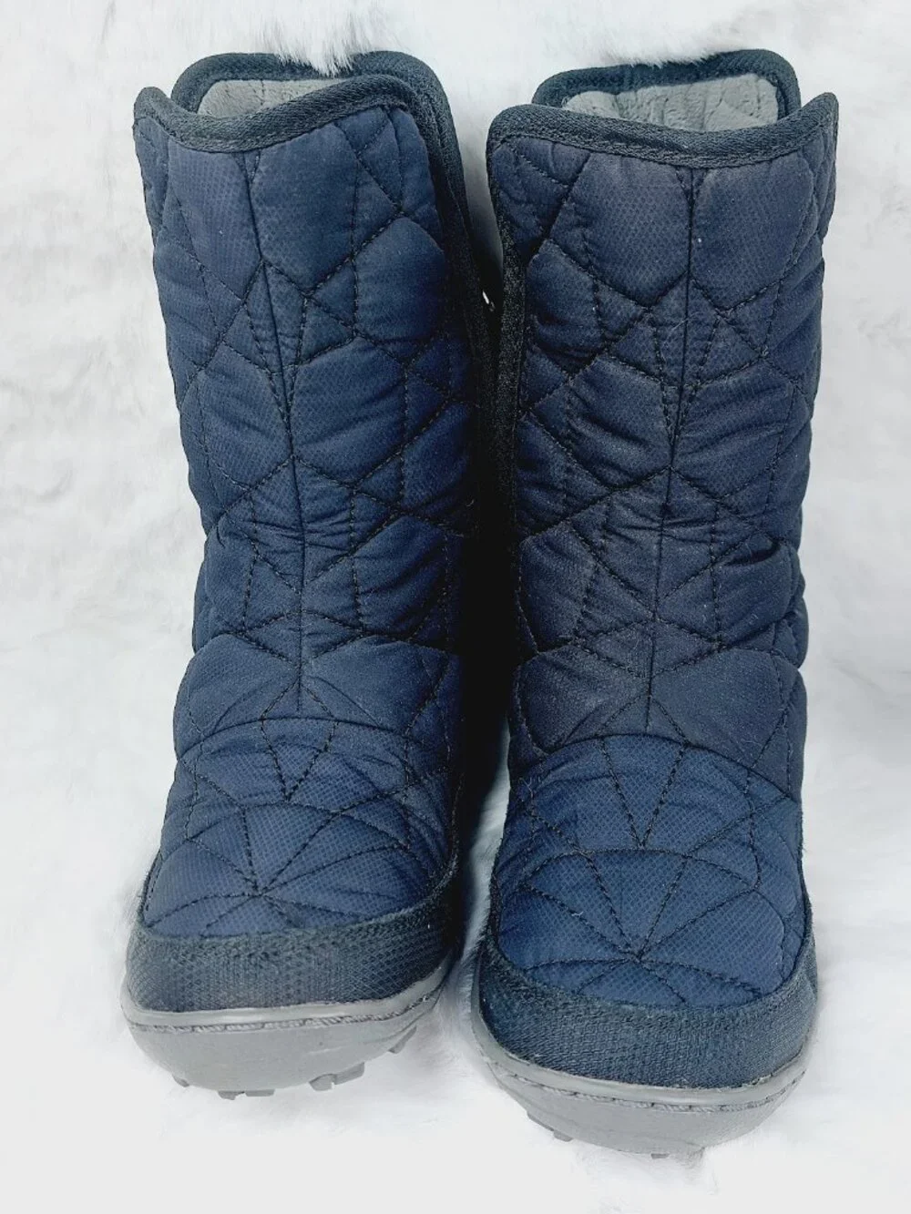 Columbia Girl's Black Minx Slip IV Waterproof Quilt Mid Snow Boots Size 2